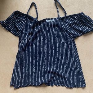 Billabong cold shoulder top